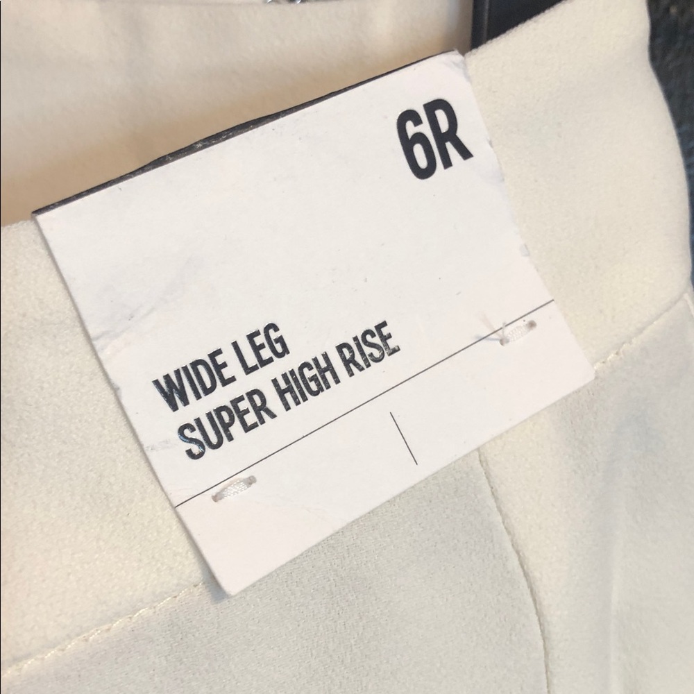 Express Cream Wide-Leg Button-Trim Pants - Picture 5 of 6